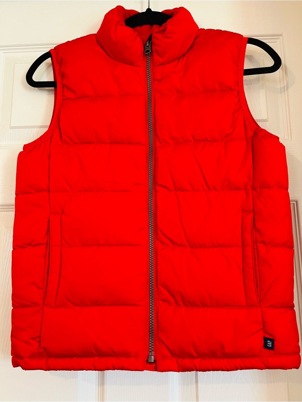 GAP Kids Bright Red Quilted Puffer Vest, Size M